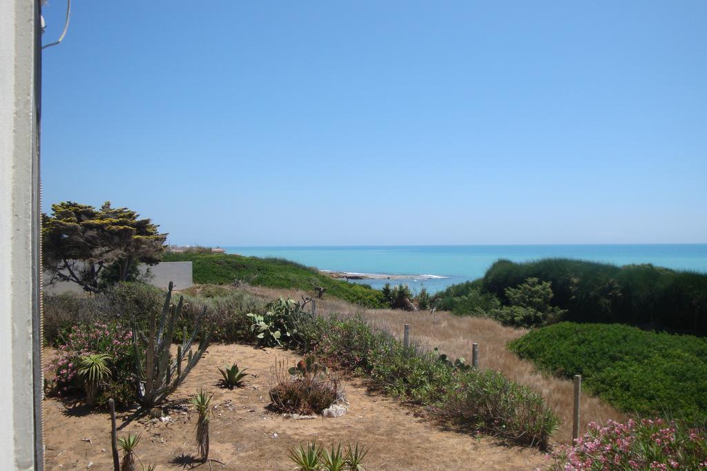 Вилла Cala Vigliena Il Sole Negli Occhi Пунта-Браччетто Экстерьер фото